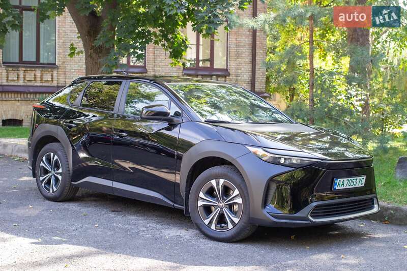 Внедорожник / Кроссовер Toyota bZ4X 2023 в Киеве фото 4 Внедорожник / Кроссовер Toyota bZ4X 2023 в Киеве