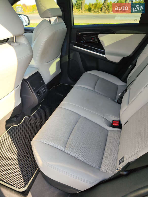 Внедорожник / Кроссовер Toyota bZ4X 2023 в Киеве фото 15 Внедорожник / Кроссовер Toyota bZ4X 2023 в Киеве