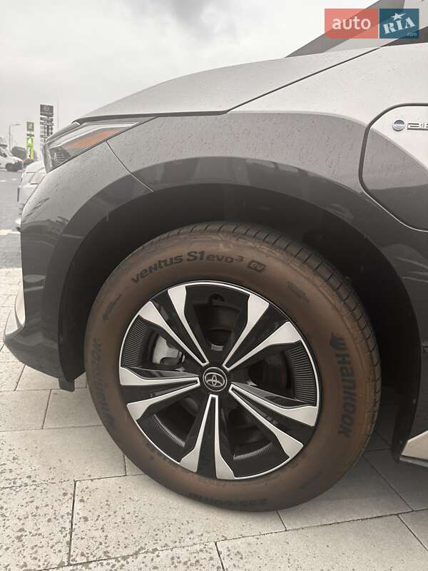 Внедорожник / Кроссовер Toyota bZ4X 2024 в Львове