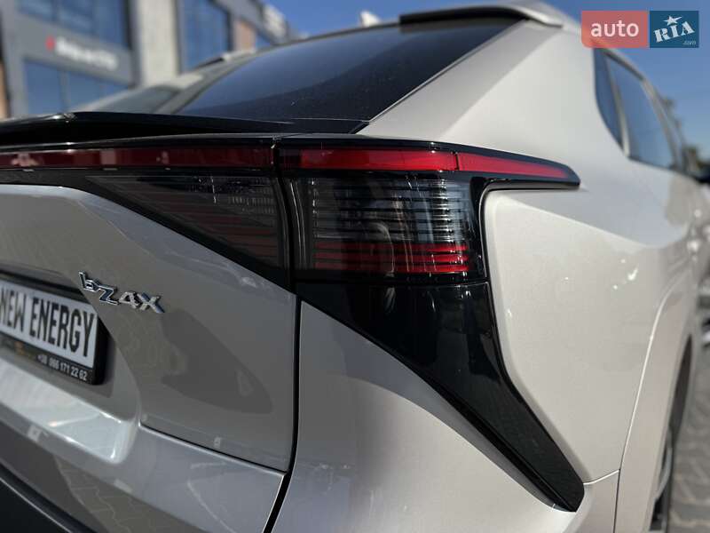 Внедорожник / Кроссовер Toyota bZ4X 2025 в Киеве фото 10 Внедорожник / Кроссовер Toyota bZ4X 2025 в Киеве