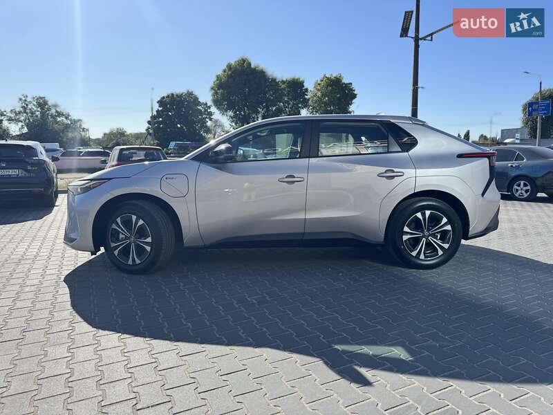 Внедорожник / Кроссовер Toyota bZ4X 2025 в Киеве фото 6 Внедорожник / Кроссовер Toyota bZ4X 2025 в Киеве