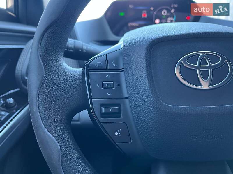 Внедорожник / Кроссовер Toyota bZ4X 2023 в Киеве