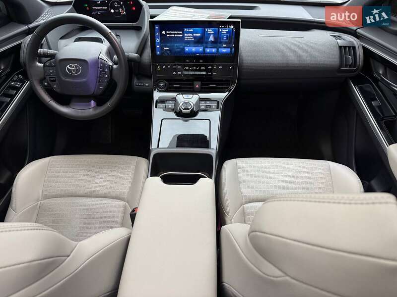 Внедорожник / Кроссовер Toyota bZ4X 2022 в Ровно