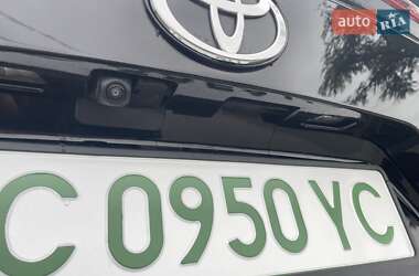 Позашляховик / Кросовер Toyota bZ4X 2024 в 