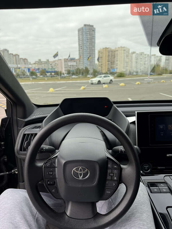 Позашляховик / Кросовер Toyota bZ4X 2022 в Києві фото 13 Позашляховик / Кросовер Toyota bZ4X 2022 в Києві