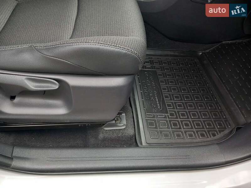 Внедорожник / Кроссовер Toyota bZ4X 2023 в Луцке фото 25 Внедорожник / Кроссовер Toyota bZ4X 2023 в Луцке