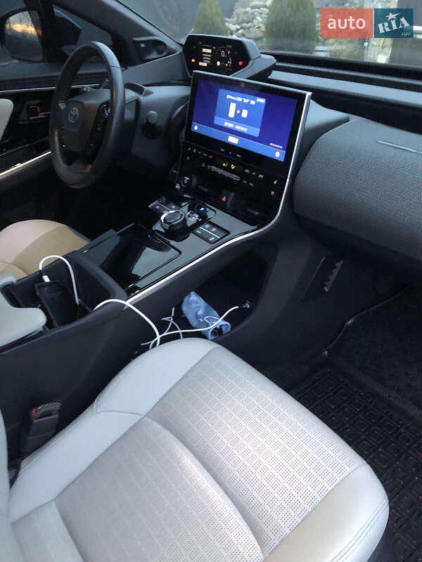 Позашляховик / Кросовер Toyota bZ4X 2022 в Косові фото 14 Позашляховик / Кросовер Toyota bZ4X 2022 в Косові