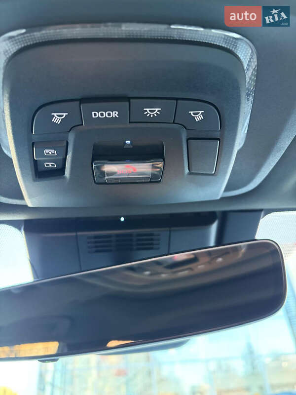 Внедорожник / Кроссовер Toyota bZ4X 2023 в Луцке