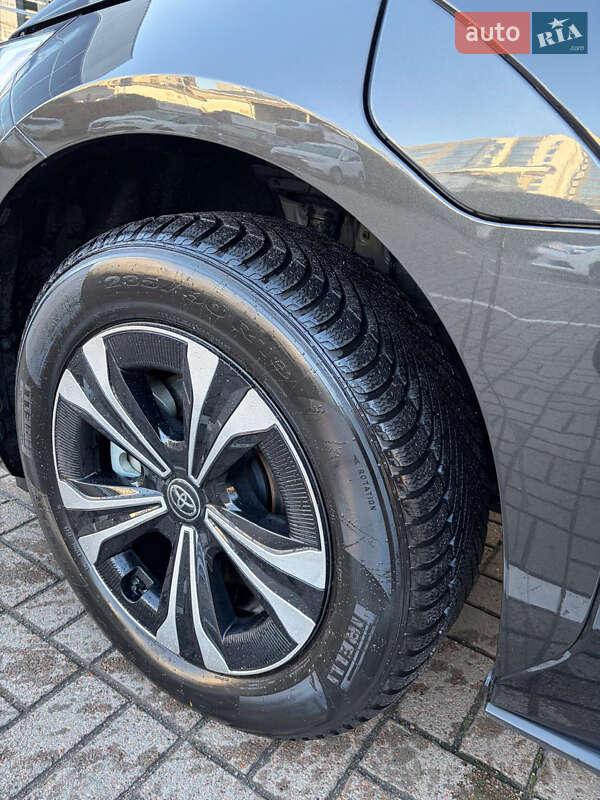 Внедорожник / Кроссовер Toyota bZ4X 2023 в Луцке