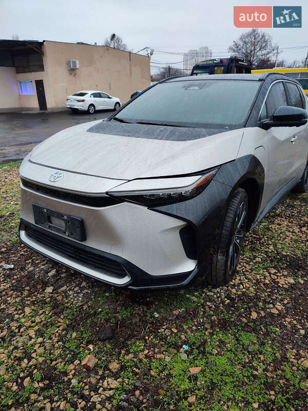 Toyota bZ4X 2023 Toyota bZ4X 2023