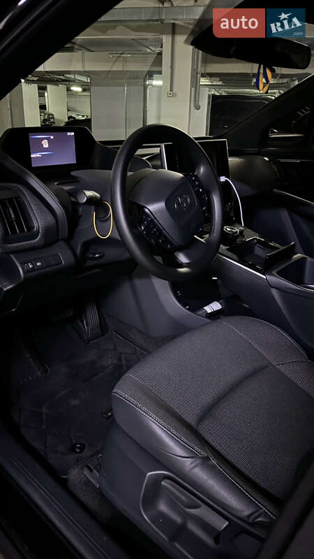 Внедорожник / Кроссовер Toyota bZ4X 2022 в Киеве фото 12 Внедорожник / Кроссовер Toyota bZ4X 2022 в Киеве