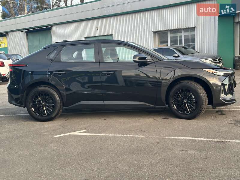 Внедорожник / Кроссовер Toyota bZ4X 2022 в Киеве