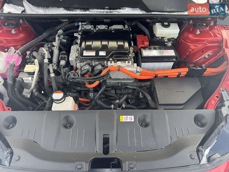 Позашляховик / Кросовер Toyota bZ4X 2023 в Луцьку