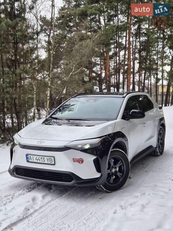 Позашляховик / Кросовер Toyota bZ4X 2024 в Києві