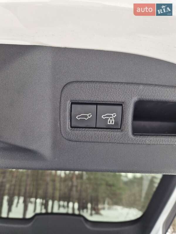 Позашляховик / Кросовер Toyota bZ4X 2024 в Києві