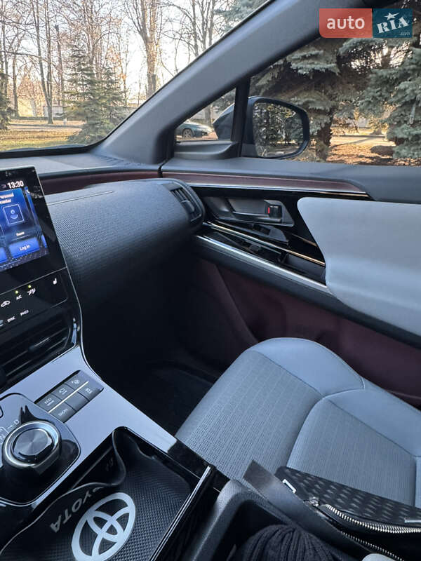 Внедорожник / Кроссовер Toyota bZ4X 2023 в Лозовой