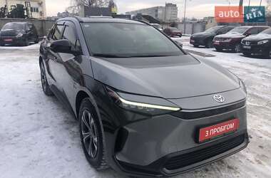 Внедорожник / Кроссовер Toyota bZ4X 2022 в Полтаве