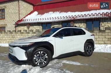 Позашляховик / Кросовер Toyota bZ4X 2024 в Золочеві