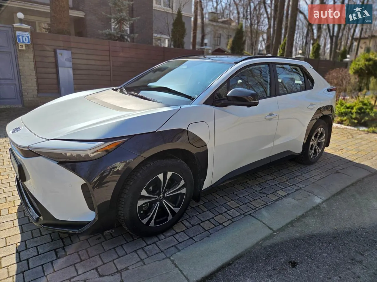 2022 Toyota bZ4X - мініатюра 11