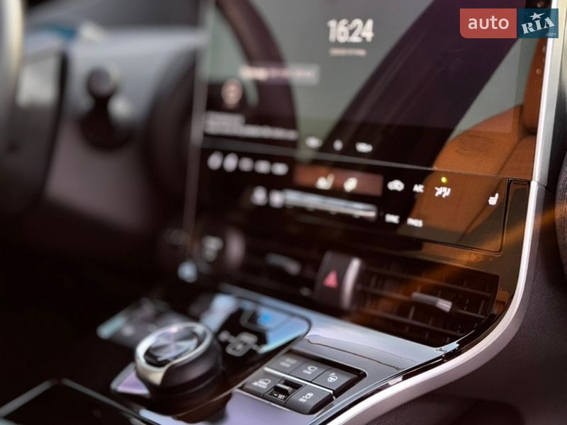 Внедорожник / Кроссовер Toyota bZ4X 2022 в Харькове