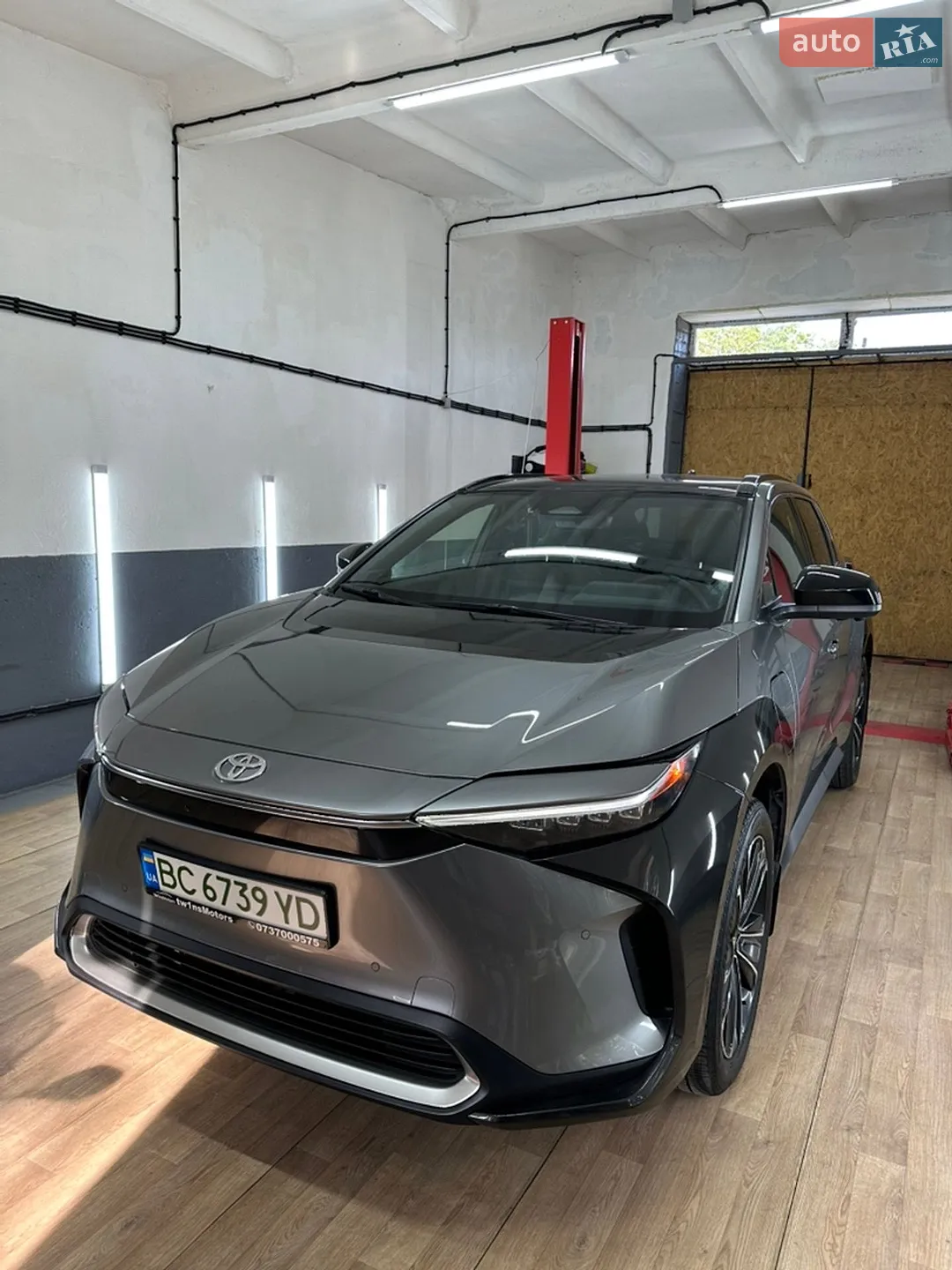 2023 Toyota bZ4X - мініатюра 3