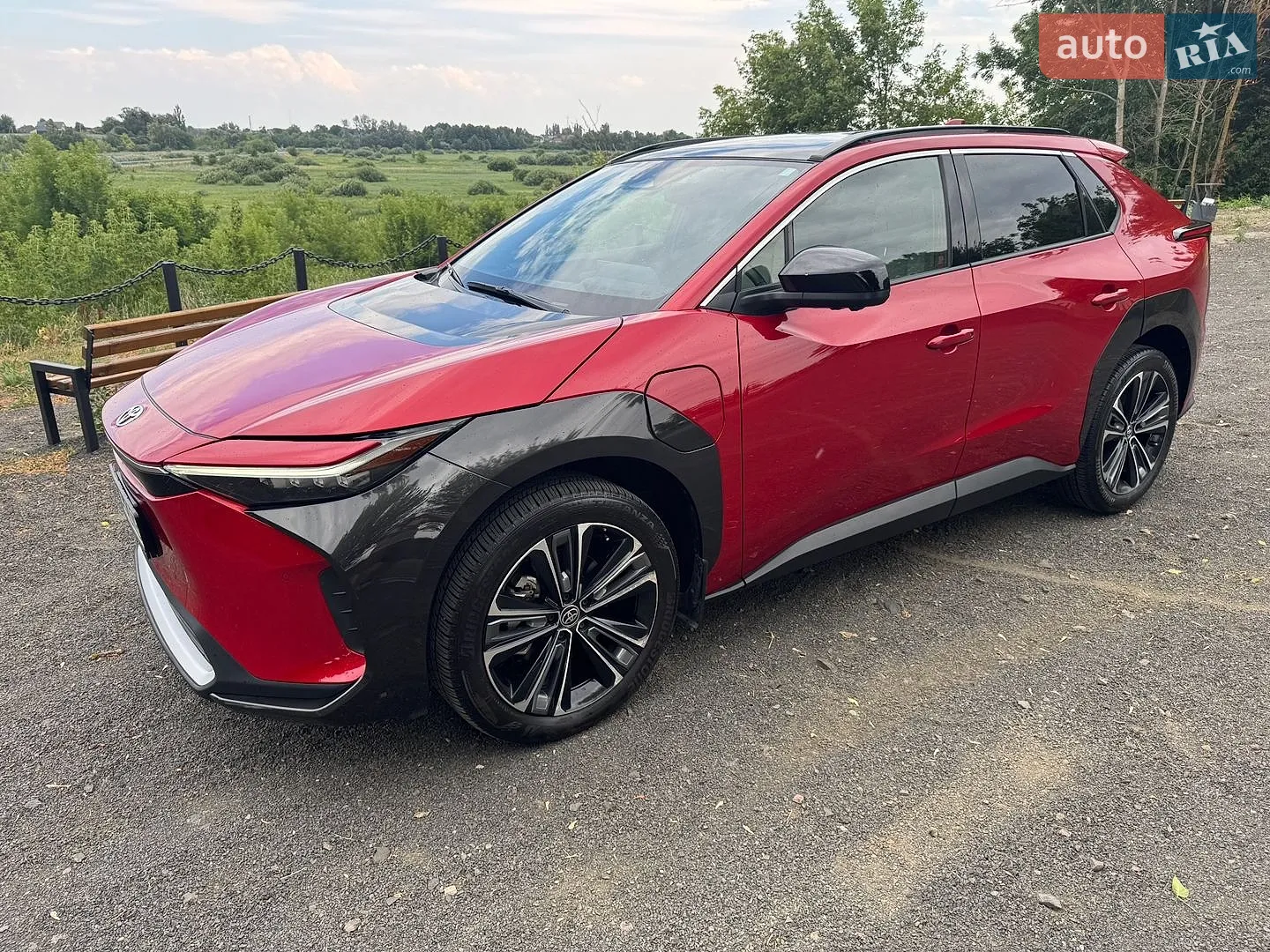 2023 Toyota bZ4X - мініатюра 2