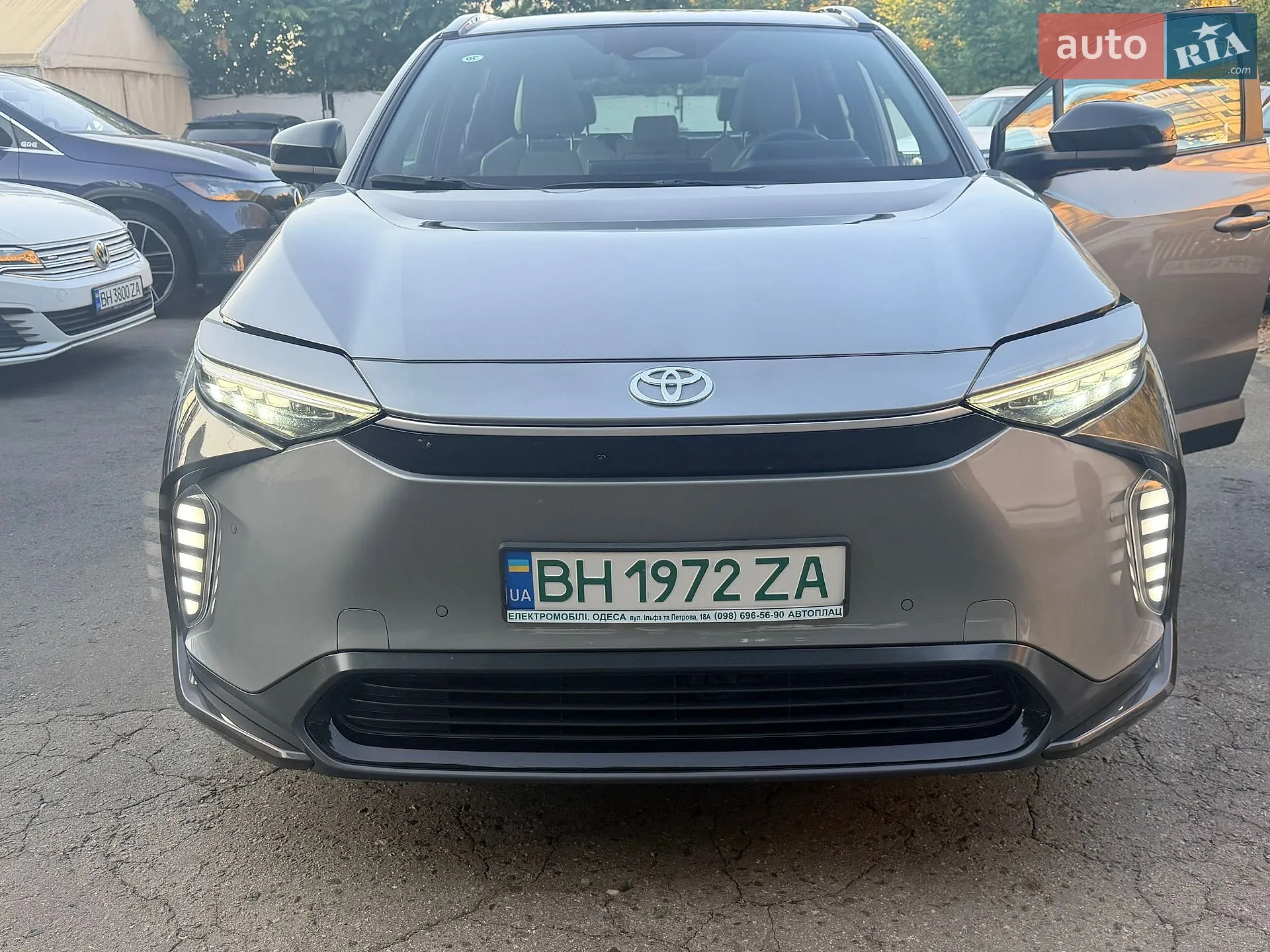 2022 Toyota bZ4X - мініатюра 2