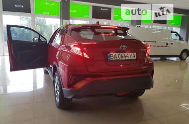 Внедорожник / Кроссовер Toyota C-HR EV 2020 в Кропивницком