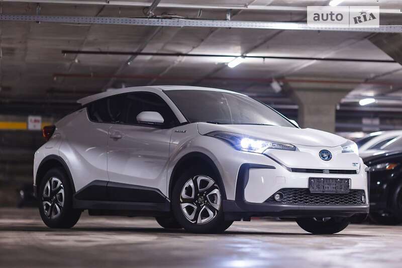 Внедорожник / Кроссовер Toyota C-HR EV 2021 в Днепре