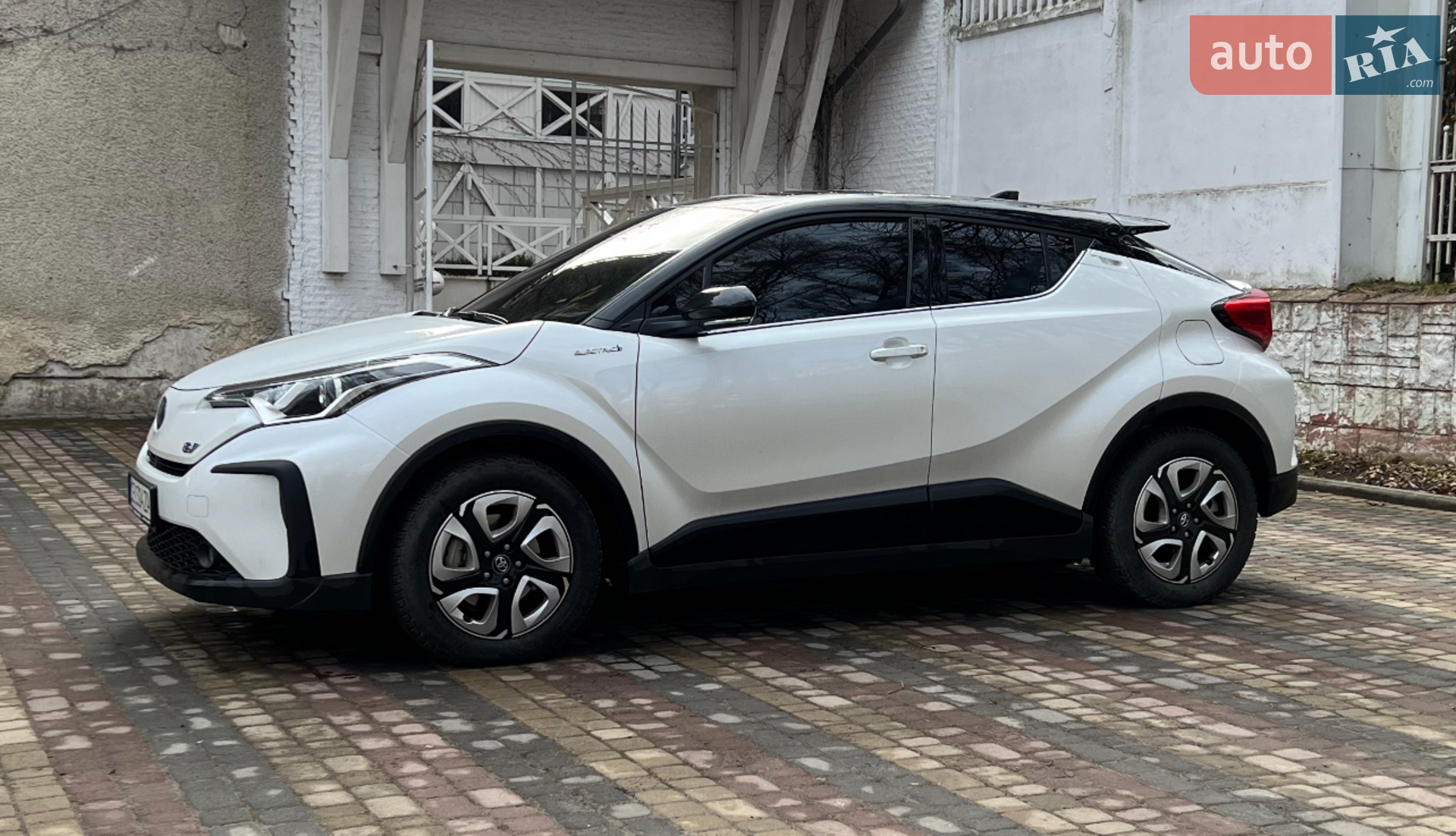 2022 Toyota C-HR - мініатюра 4