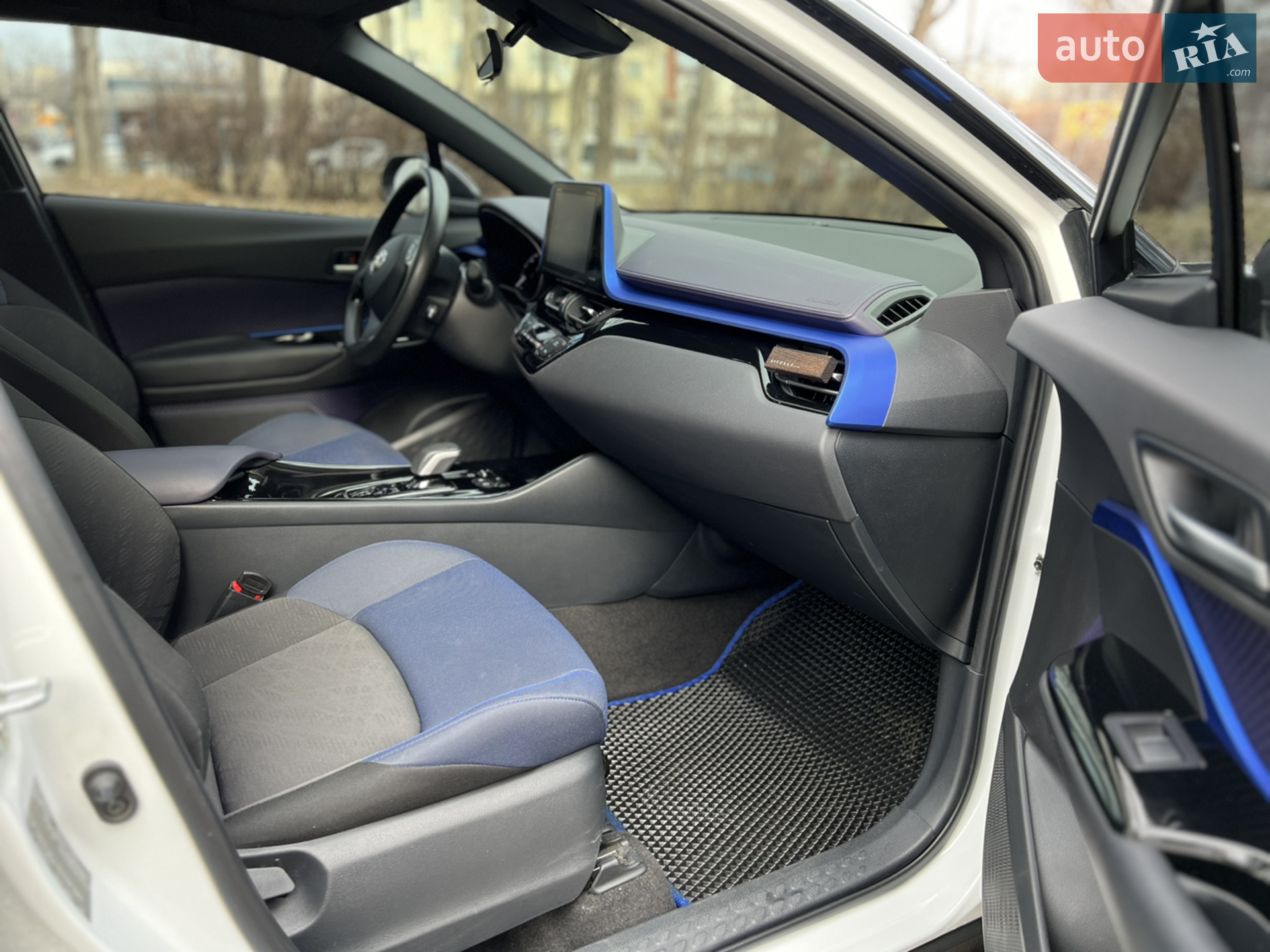 2022 Toyota C-HR - мініатюра 32