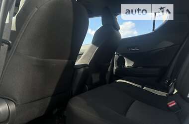 Внедорожник / Кроссовер Toyota C-HR EV 2022 в Львове