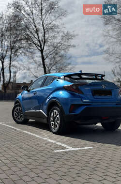 Внедорожник / Кроссовер Toyota C-HR EV 2020 в 