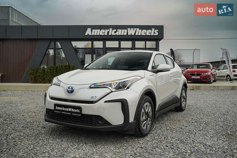 Внедорожник / Кроссовер Toyota C-HR EV 2021 в 