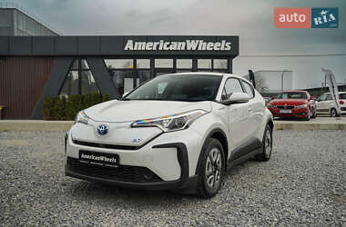 Внедорожник / Кроссовер Toyota C-HR EV 2021 в 