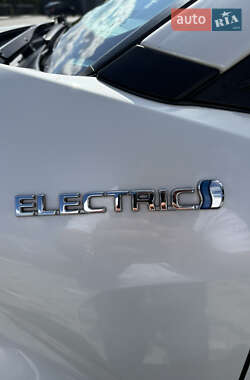 Внедорожник / Кроссовер Toyota C-HR EV 2020 в 