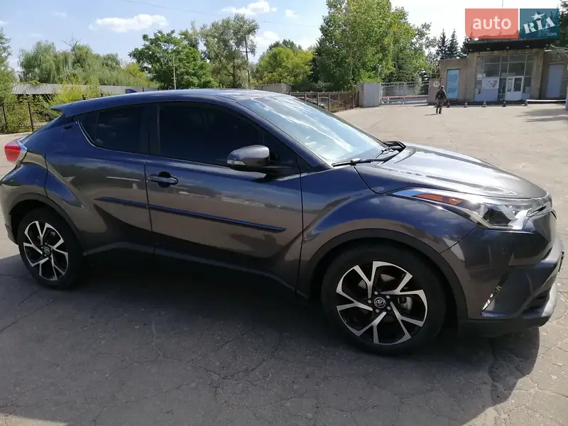 Toyota C-HR