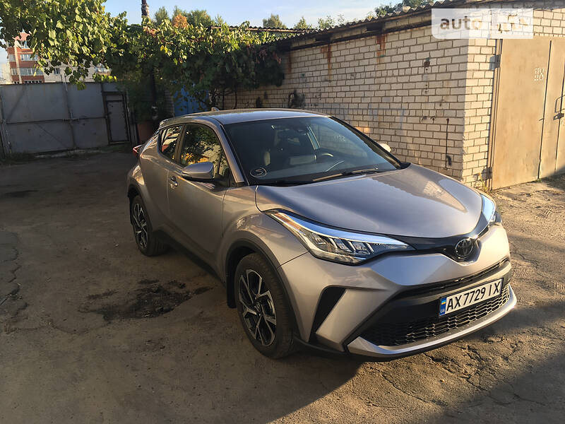 Внедорожник / Кроссовер Toyota C-HR 2020 в Харькове