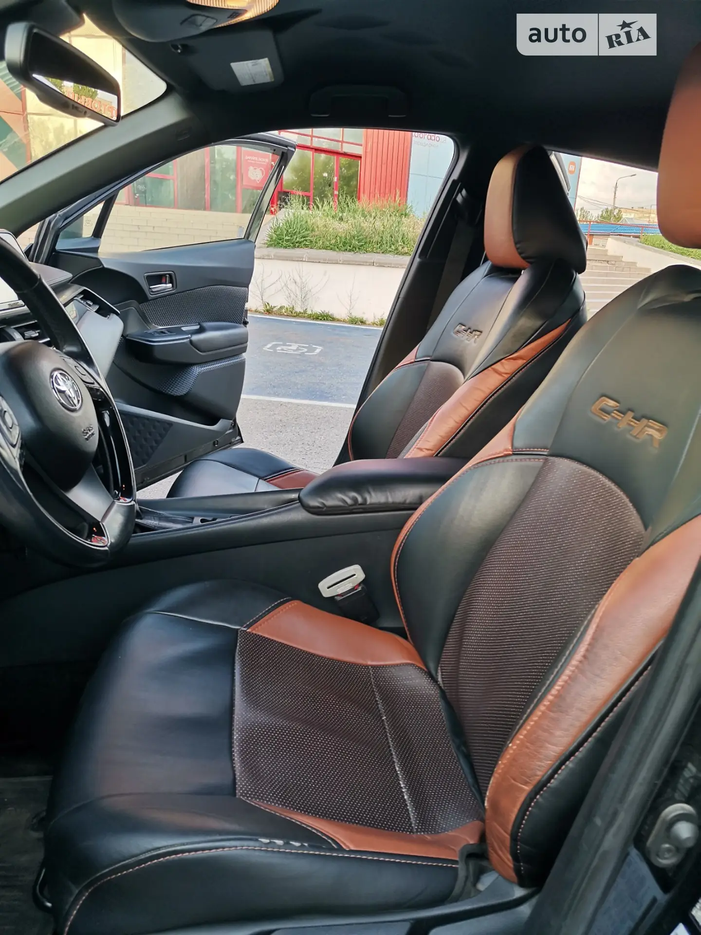2017 Toyota C-HR - мініатюра 5