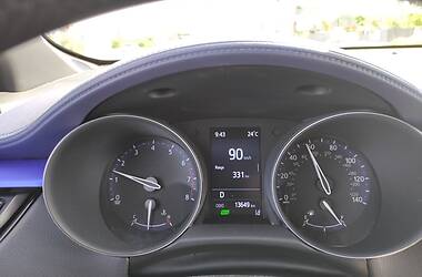 Позашляховик / Кросовер Toyota C-HR 2020 в Дніпрі