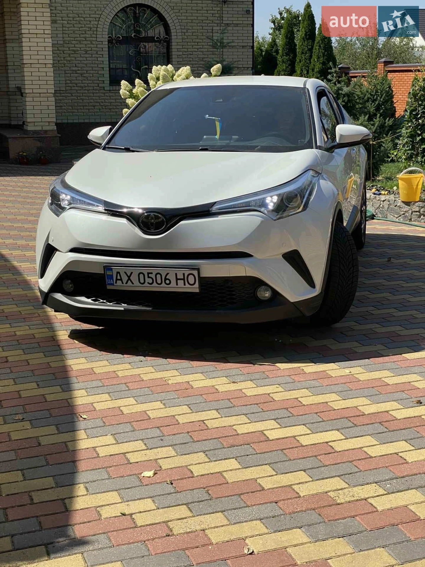 2017 Toyota C-HR - мініатюра 3