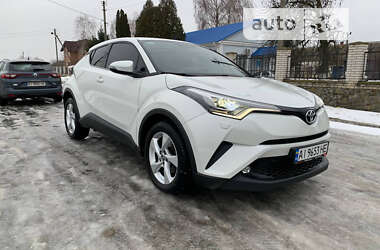 Внедорожник / Кроссовер Toyota C-HR 2017 в Барышевке