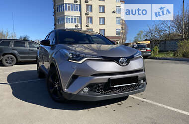 Позашляховик / Кросовер Toyota C-HR 2018 в Києві