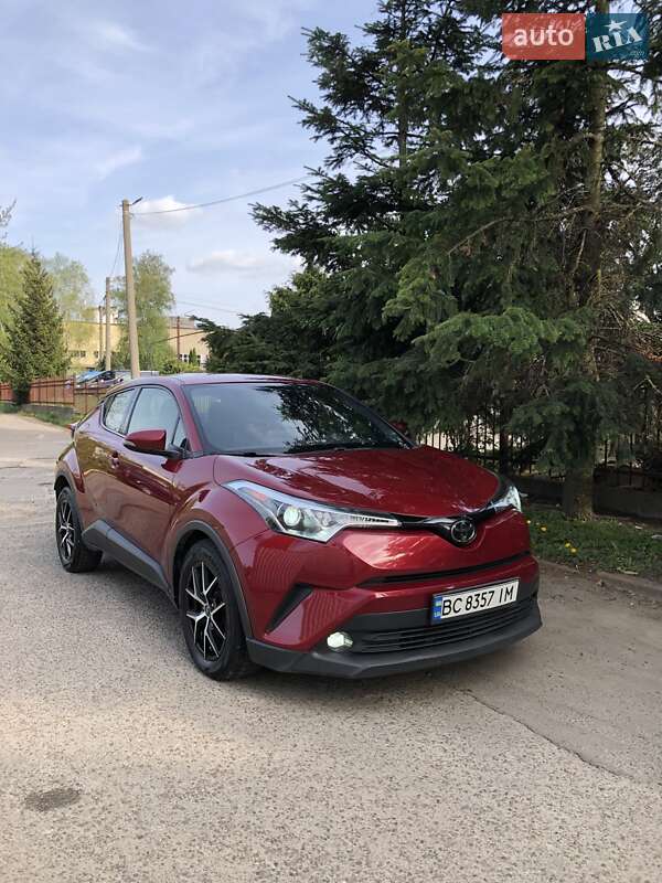 Внедорожник / Кроссовер Toyota C-HR 2019 в Львове