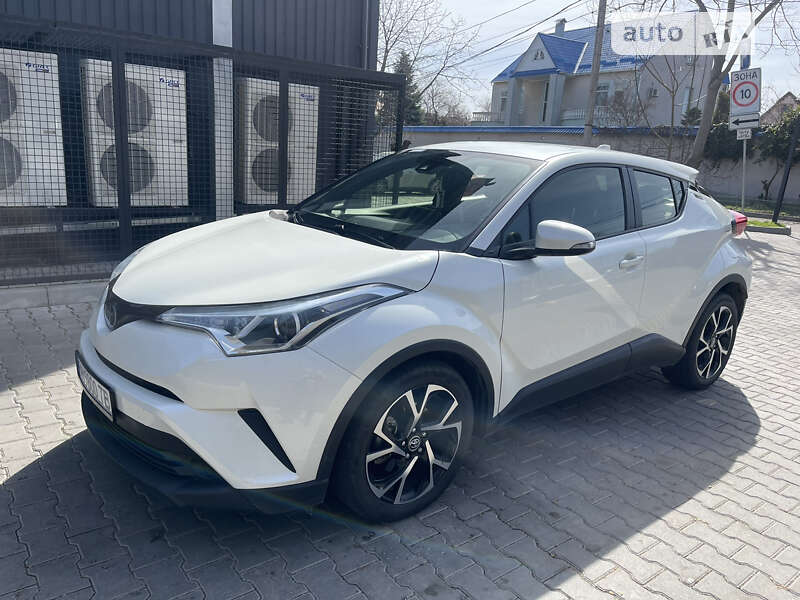 Позашляховик / Кросовер Toyota C-HR 2018 в Одесі