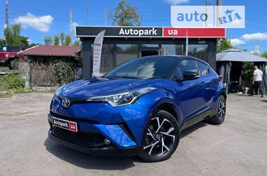 Внедорожник / Кроссовер Toyota C-HR 2017 в Виннице