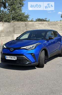 Позашляховик / Кросовер Toyota C-HR 2020 в Києві