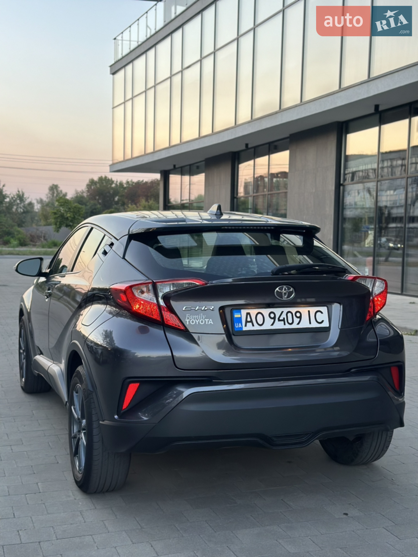 2019 Toyota C-HR - мініатюра 4