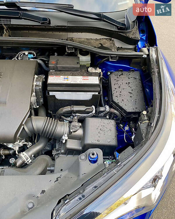 Внедорожник / Кроссовер Toyota C-HR 2020 в Киеве