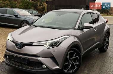 Внедорожник / Кроссовер Toyota C-HR 2019 в Киеве